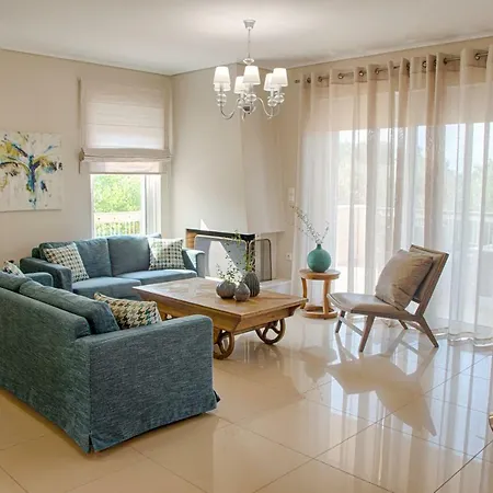 Elli Villa