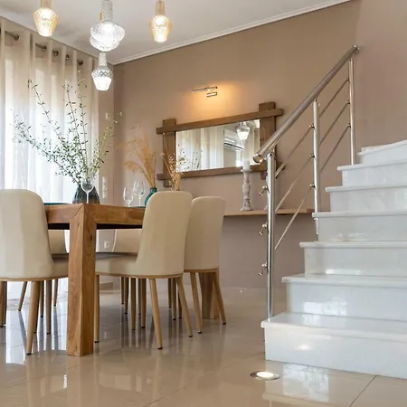 Elli Villa *